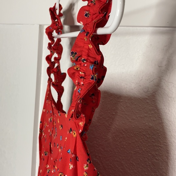 Women’s dress - Picture 4 of 7